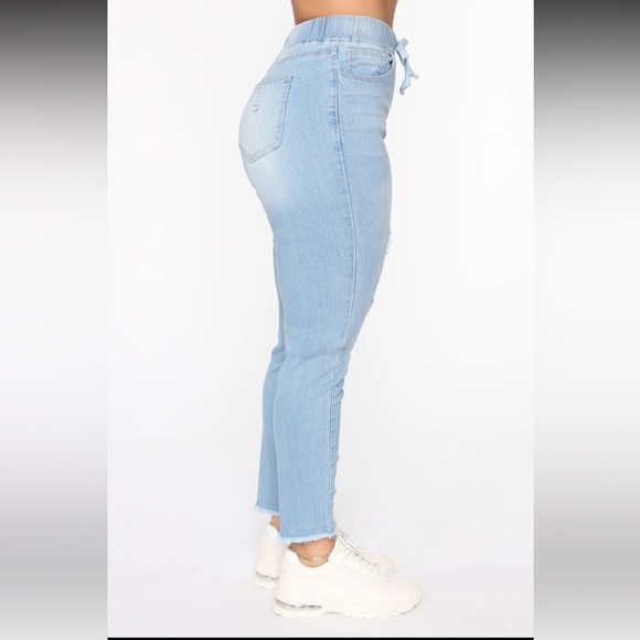 Somewhat The Same Jogger Jeans - Light Blue Wash - Picture 2 of 3